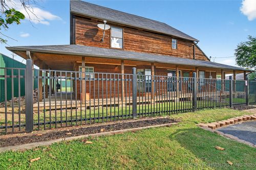 209 Roberts St, Bokchito, OK, 74726-1110 | Card Image