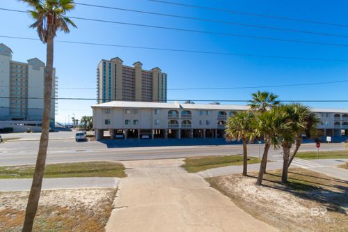 920 W Lagoon Ave, Gulf Shores, AL, 36542-6352 | Card Image