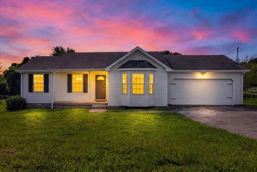 328 Atlantic Ave, Oak Grove, KY, 42262-9104 | Card Image