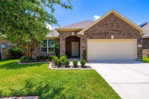 13213 Anchor Isle Ct, Texas City, TX, 77568-1189 | Card Image