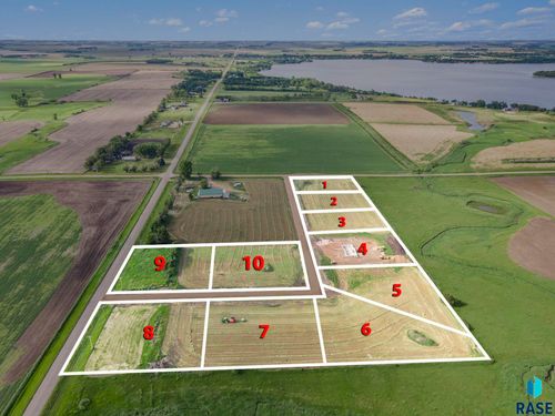 lot-7-2122 Harvest Creek Ln, Madison, SD, 57042 | Card Image
