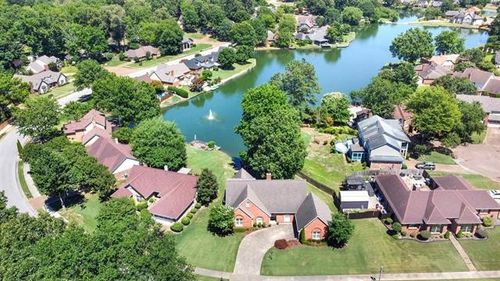2458 Carrollwood Ln, Cordova, TN, 38016-4625 | Card Image