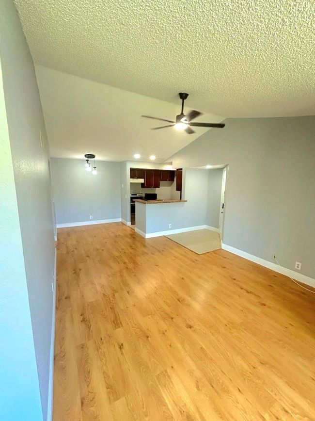 APT-9211 - 2900 S University Dr, Condo with 2 bedrooms, 2 bathrooms and null parking in Davie FL | Image 4