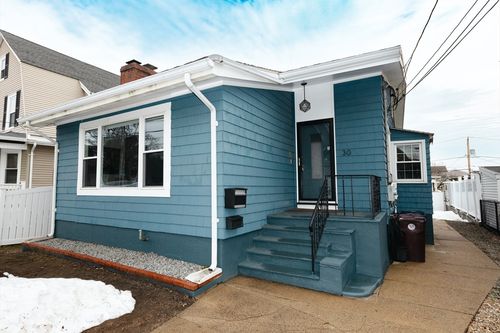 30 Folsom Street, Revere, MA, 02151 | Card Image