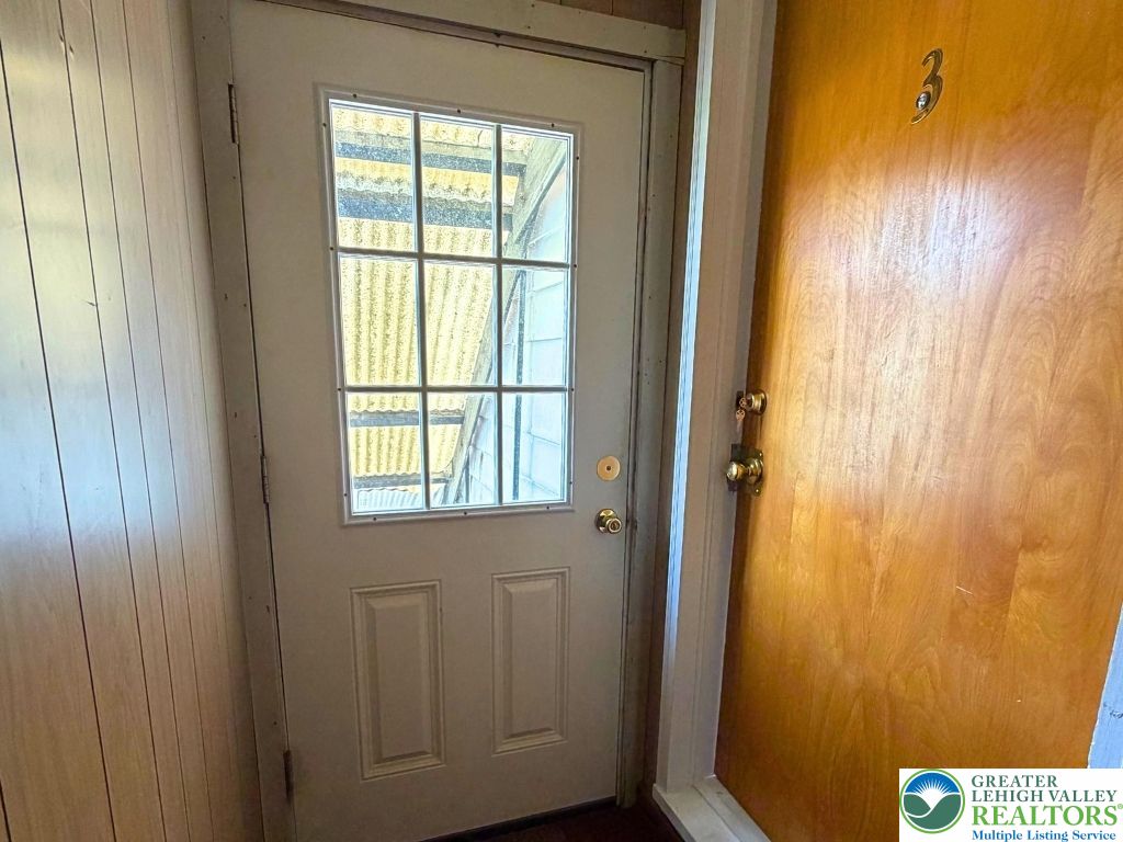 Residential Lease in Slatington Boro 4