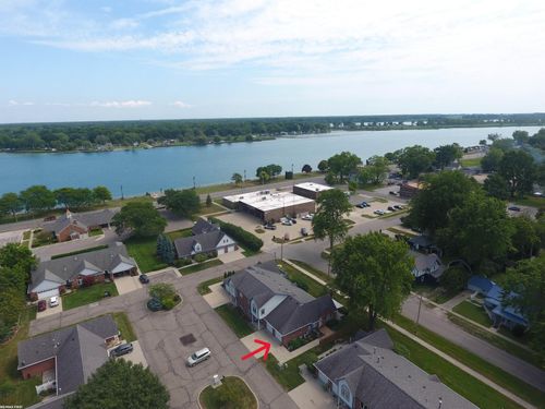 321 Heritage Way, Algonac, MI, 48001-1577 | Card Image