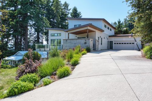 81 Kelly Rd, Gibsons, BC, V0N1V3 | Card Image