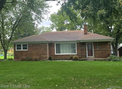 6346 Donaldson Dr, Troy, MI, 48085-1532 | Card Image