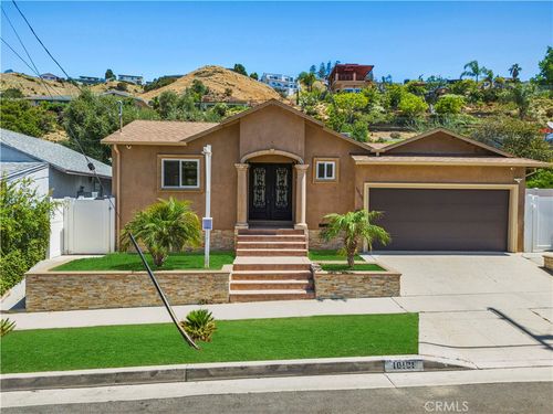 10101 Lanark St, Sun Valley, CA, 91352 | Card Image