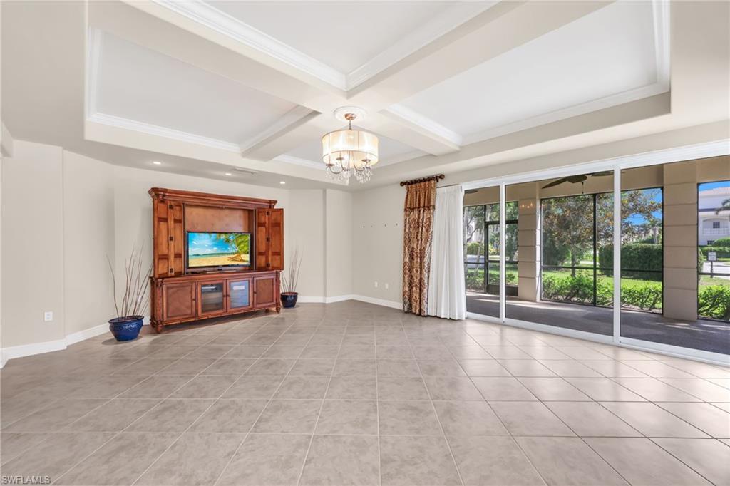 Residential in NAPLES 5