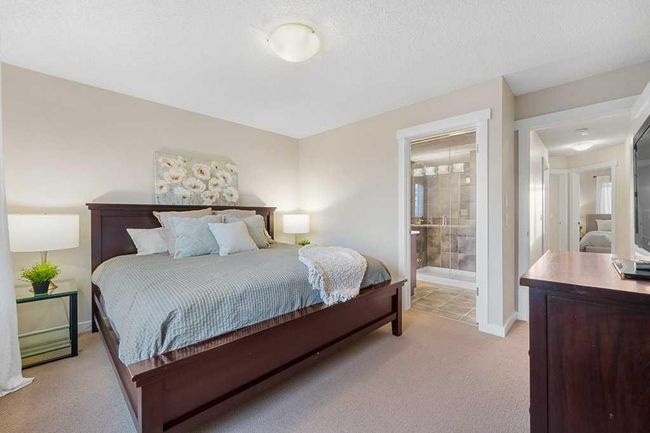 111 89 Street Sw, Home with 4 bedrooms, 3 bathrooms and 2 parking in Calgary AB | Image 11