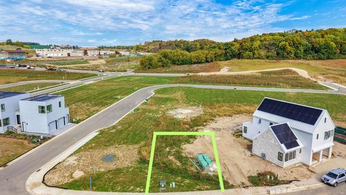 Lot 31 Belle Farm, Middleton, WI, 53562 | Card Image