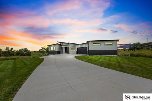 15633 Fox Run Rd, Bennet, NE, 68317-2529 | Card Image