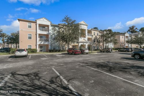 303-8227 Lobster Bay Ct, JACKSONVILLE, FL, 32256-3212 | Card Image