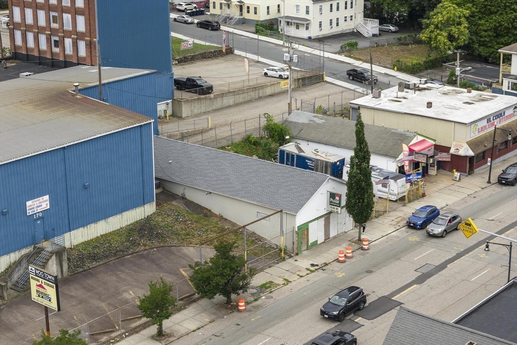 Commercial Lease in Worcester 3