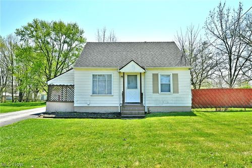 1479 Hamilton St Sw, Warren, OH, 44485-3524 | Card Image