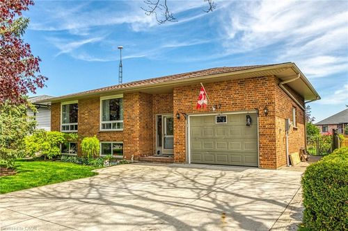 47 Marley Cres, Jarvis, ON, N0A1J0 | Card Image