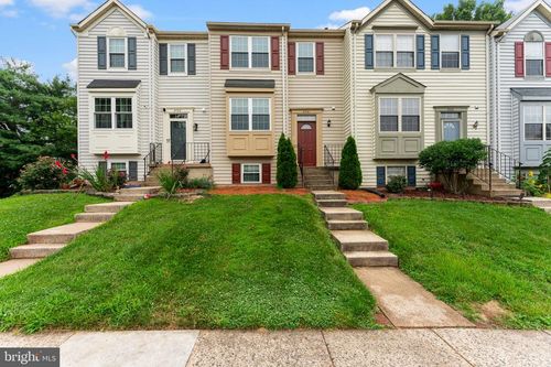 8761 Deblanc Pl, Manassas, VA, 20110-7066 | Card Image