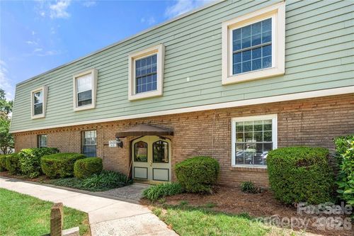2630 Park Rd, Charlotte, NC, 28209-1347 | Card Image