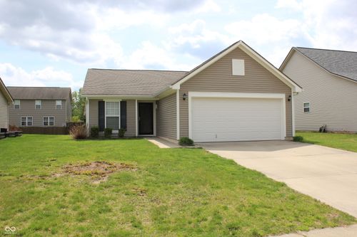 11257 Black Gold Dr, Noblesville, IN, 46060-5595 | Card Image