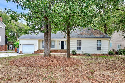 2336 Castlecomer Dr, Charlotte, NC, 28262-2548 | Card Image