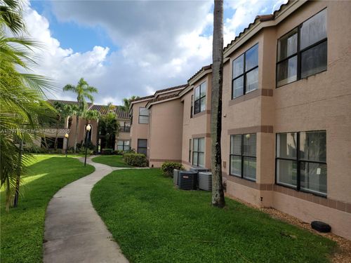apt-9107-2900 S University Dr, Davie, FL, 33328-1409 | Card Image