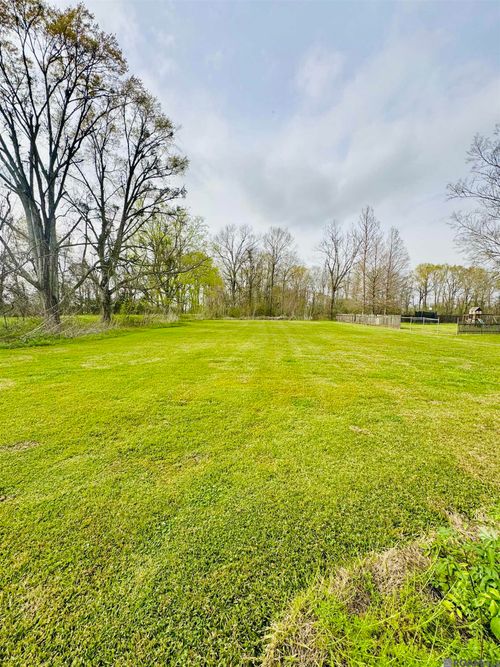 122 Meadow Ln, Oscar, LA, 70762 | Card Image