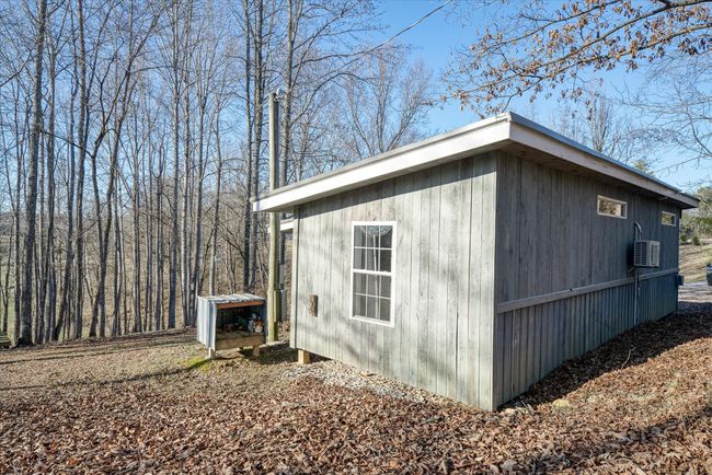 1811 Pollard Rd, House other with 2 bedrooms, 1 bathrooms and 6 parking in Walling TN | Image 18