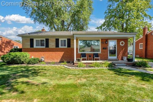 31118 Richland St, Livonia, MI, 48150-2929 | Card Image