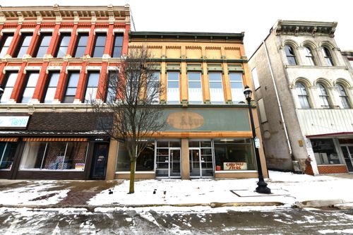 430 S Broadway St, Greenville, OH, 45331-1926 | Card Image