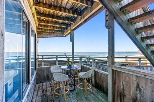 122-1 Surf Way, Monterey, CA, 93940-3415 | Card Image