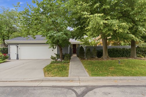 6184 S Tall Oak Ln, Cottonwood Heights, UT, 84121-2178 | Card Image