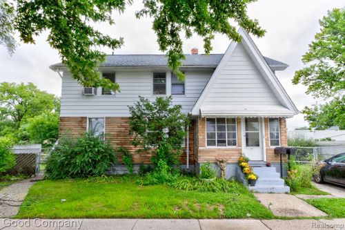 23028 Norwood Street, Oak Park, MI, 48237 | Card Image