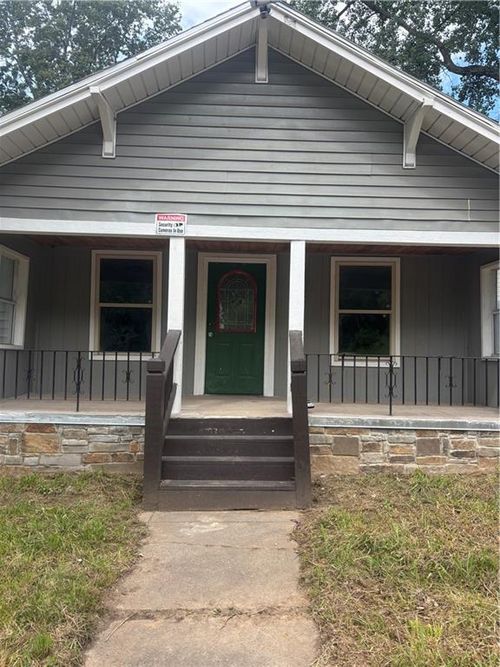 2642 Norton Ave, Kansas City, MO, 64127-4437 | Card Image
