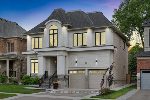 92 Klees Cres, Aurora, ON, L4G3W8 | Card Image