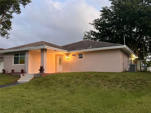 13570 Sw 286th Ter, Homestead, FL, 33033-1921 | Card Image
