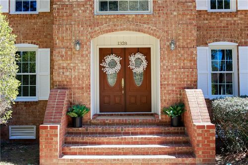 1328 Harris Rd, Virginia Beach, VA, 23452-6208 | Card Image