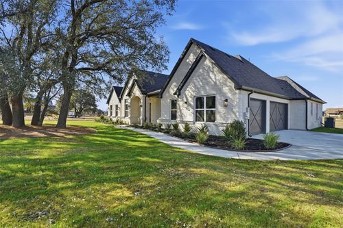 104 Trace Dr, Weatherford, TX, 76087-6491 | Card Image