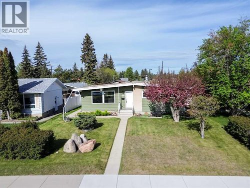 3210 43 Ave, Red Deer, AB, T4N3A9 | Card Image
