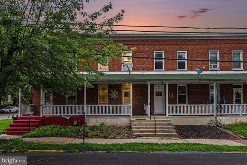 453 W Penn St, CARLISLE, PA, 17013-2235 | Card Image