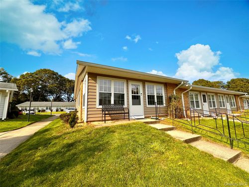 unit-a-276 Berwick Ct, Ridge, NY, 11961-1157 | Card Image