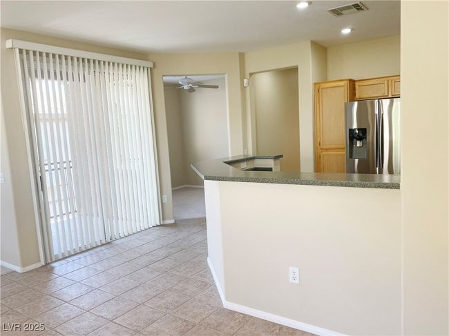 UNIT-202 - 10190 Deerfield Beach Ave, Condo with 2 bedrooms, 2 bathrooms and null parking in Las Vegas NV | Image 11