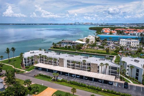 a104-448 Gulf Of Mexico Dr, Longboat Key, FL, 34228-4043 | Card Image