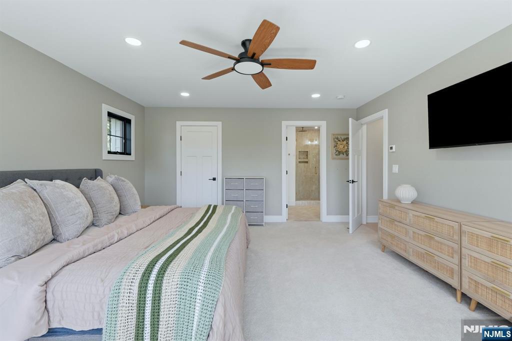 Residential in River Edge 5