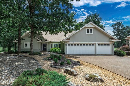 16 Loyola Cir, Hot Springs Village, AR, 71909-7732 | Card Image