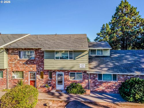 1802 Ne Hogan Dr, Gresham, OR, 97030-4144 | Card Image