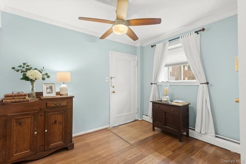 a4-123 Park Ave, Babylon, NY, 11702-1707 | Card Image