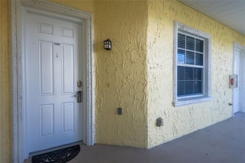 205-21032 Picasso Ct, LAND O LAKES, FL, 34637-7866 | Card Image