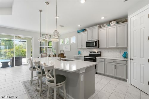 16530 Seagate Pl, BONITA SPRINGS, FL, 34135-9071 | Card Image