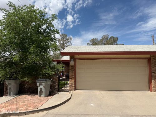 504 E University Ave, El Paso, TX, 79902-3262 | Card Image